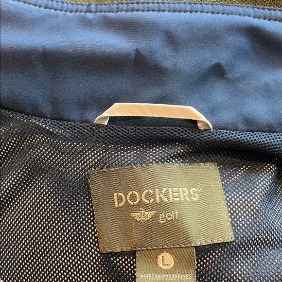 Dockers Men's Beige and Navy Windbreaker - Picture 4 of 9